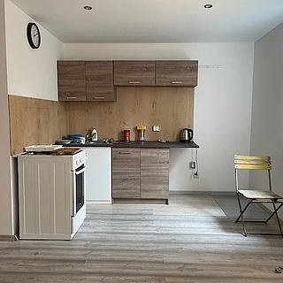 Pronájem bytu 3+1 75 m² Doksy