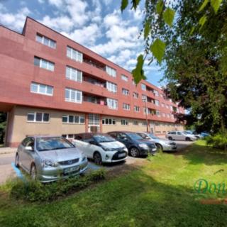 Pronájem bytu 3+1 88 m² Hradec Králové, Labská kotlina