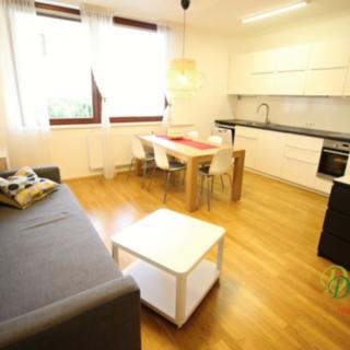 Pronájem bytu 3+kk 70 m² Praha Veleslavín, Pod dvorem