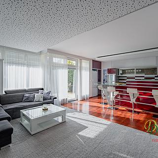 Pronájem rodinného domu 145 m&sup2; Hradec Králové