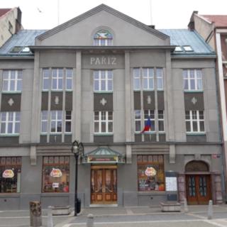 Pronájem kanceláře 22 m² Hradec Králové, Baťkovo náměstí