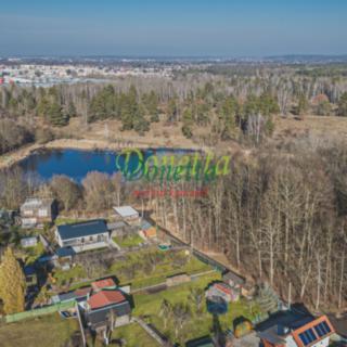 Prodej stavební parcely 686 m² Hradec Králové Nový