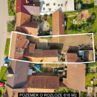 Prodej stavební parcely 616 m² Tvarožná