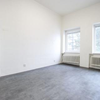 Pronájem kanceláře 203 m² Brno