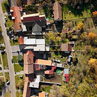 Prodej ostatního komerčního prostoru 275 m² Milešovice