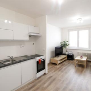Pronájem bytu 2+kk 44 m² Brno Bohunice, Rolnická