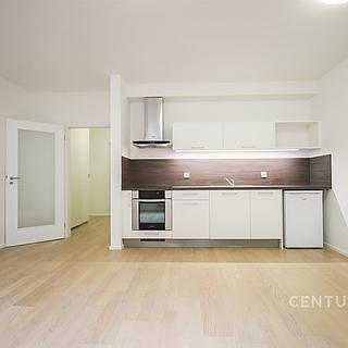 Pronájem bytu 1+kk, garsoniery 34 m² Brno