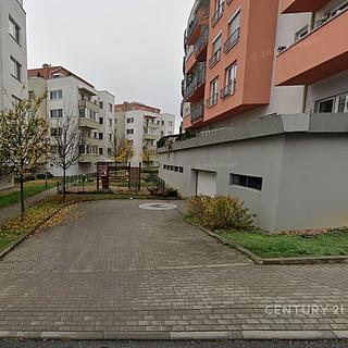 Pronájem parkovacího místa 13 m² Brno Žebětín, Říčanská
