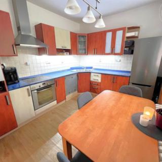 Pronájem bytu 3+1 71 m² Slavkov u Brna