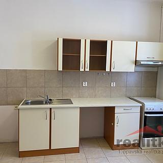 Pronájem bytu 2+kk 33 m&sup2; Opava