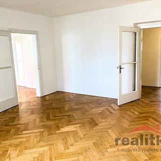 Pronájem bytu 4+1 160 m² Opava Předměstí, Dostojevského