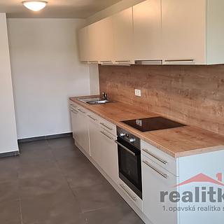 Pronájem bytu 3+1, 90m²