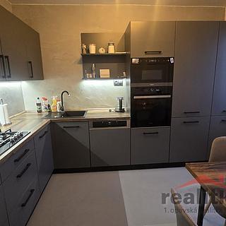 Pronájem bytu 3+1 72 m² Opava Kylešovice, Bílovecká