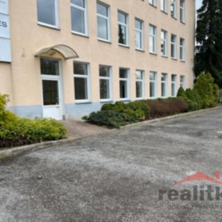 Pronájem kanceláře 90 m² Opava