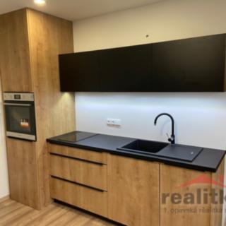 Pronájem bytu 1+kk a garsoniéry 30 m² Opava Předměstí, Rooseveltova