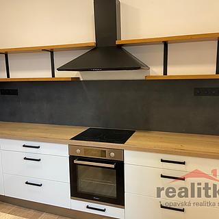 Prodej bytu 4+1 109 m² Opava Předměstí, Olomoucká