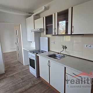 Pronájem bytu 3+1 63 m² Opava Předměstí, Hradecká