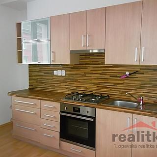 Pronájem bytu 2+kk 64 m² Opava Předměstí, Pekařská