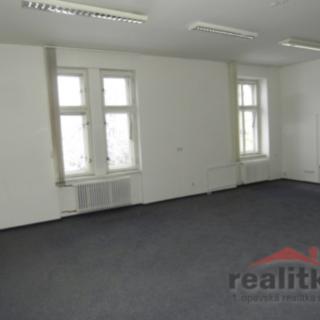Pronájem kanceláře 200 m² Opava Předměstí, Husova