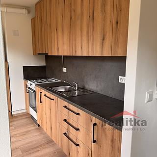 Pronájem bytu 2+1 51 m² Fulnek, Požární