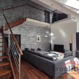 Prodej bytu 3+kk 130 m² Opava Předměstí, Nákladní