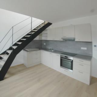 Pronájem bytu 2+1 65 m² Plzeň