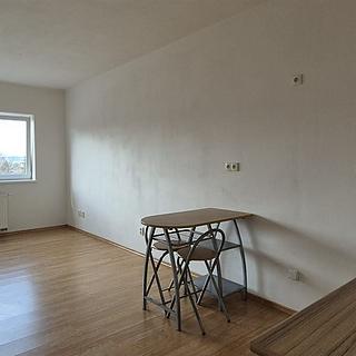Pronájem bytu 1+kk, garsoniery 35 m&sup2; Plzeň