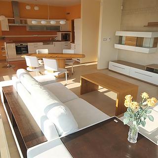 Pronájem bytu 3+kk 174 m² Karlovy Vary, Pražská silnice