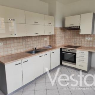 Pronájem bytu 2+1 56 m² Benešov nad Ploučnicí