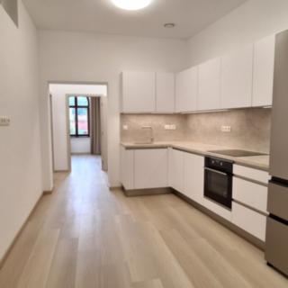 Pronájem bytu 2+1 62 m² Bučovice, náměstí Svobody