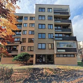 Pronájem bytu 3+1 80 m&sup2; Hradec Králové