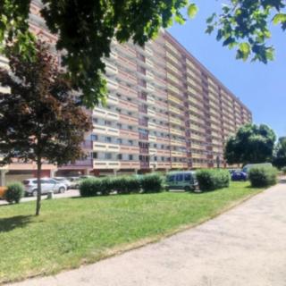 Pronájem bytu 1+kk, garsoniery 30 m² Hradec Králové