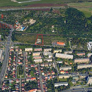 Prodej komerčního pozemku 6 593 m² Praha Hloubětín
