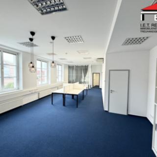 Pronájem kanceláře 149 m² Brno, Starobrněnská