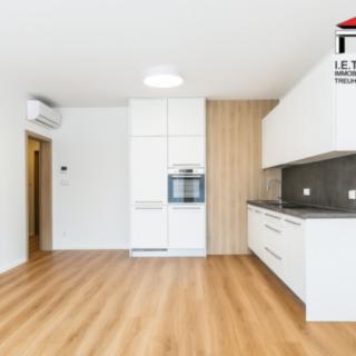 Pronájem bytu 2+kk 54 m² Brno