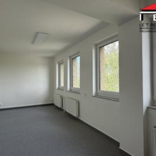 Pronájem kanceláře 380 m² Brno, Pražákova