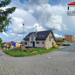 Prodej stavební parcely 600 m² Hodějice