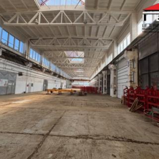 Pronájem skladu 1 900 m² Ostrava Svinov, Polanecká