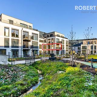 Pronájem bytu 3+kk 77 m² Praha