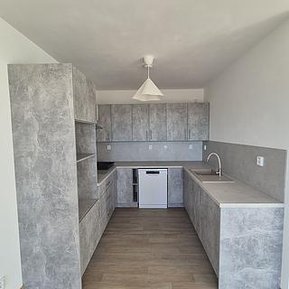 Pronájem bytu 3+kk 73 m² Stochov, Osvobození