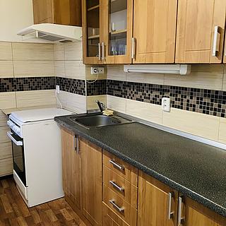 Pronájem bytu 2+1 48 m² Kladno
