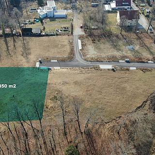 Prodej stavební parcely 1 350 m² Hluboká nad Vltavou, Lesní