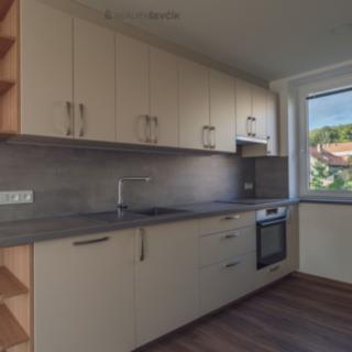 Pronájem bytu 3+kk 77 m² Hluboká nad Vltavou