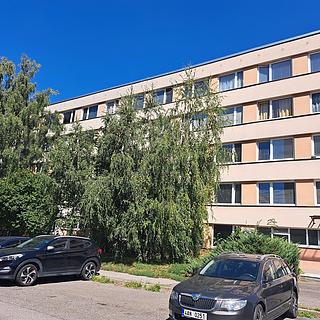 Pronájem bytu 1+1 28 m² Kladno