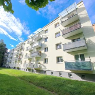 Pronájem bytu 2+1 54 m² Kladno, Petrohradská