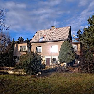 Prodej rodinného domu 350 m² Nové Strašecí, Nádražní