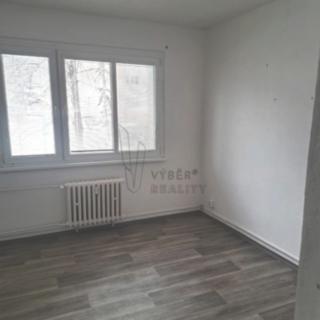 Pronájem bytu 2+1 39 m² Bílina