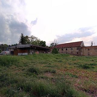 Prodej stavební parcely 2 200 m² Panenské Břežany