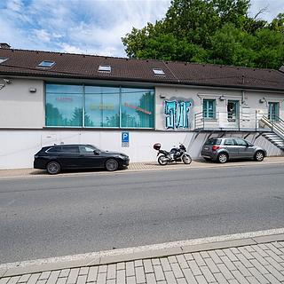 Prodej ostatního komerčního prostoru 318 m² Velké Popovice, Masarykova