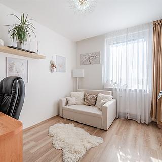 Prodej bytu 4+1 82 m² Praha